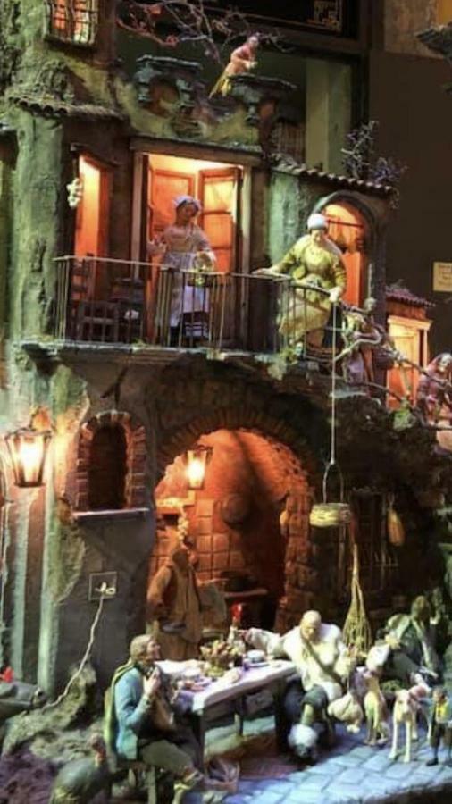 Rosy Monolocale Nel Centro Storico Di Torre Annunziata Di Fronte Scavi Oplonti Apartment Екстериор снимка